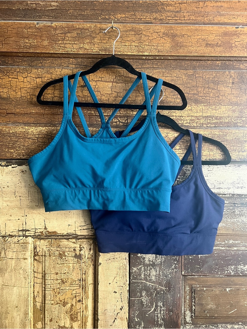 Fabletics Sports Bra Bundle | Set of 2 Strappy Back Bras | Size Large